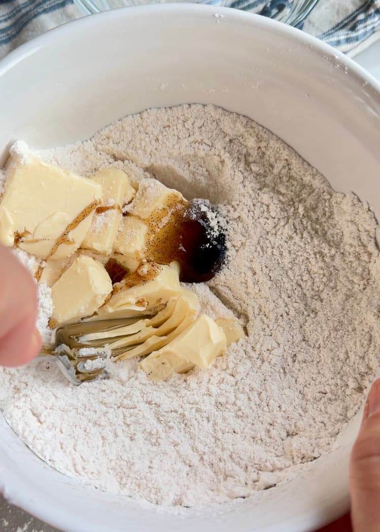 Blueberry Old-Fashioned Donut Loaf: streusel mixing