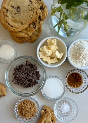 Bowls of flour, butter, sugars and chopped chocolate for streusel