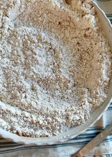 Layered Coffee Cake: streusel whisked