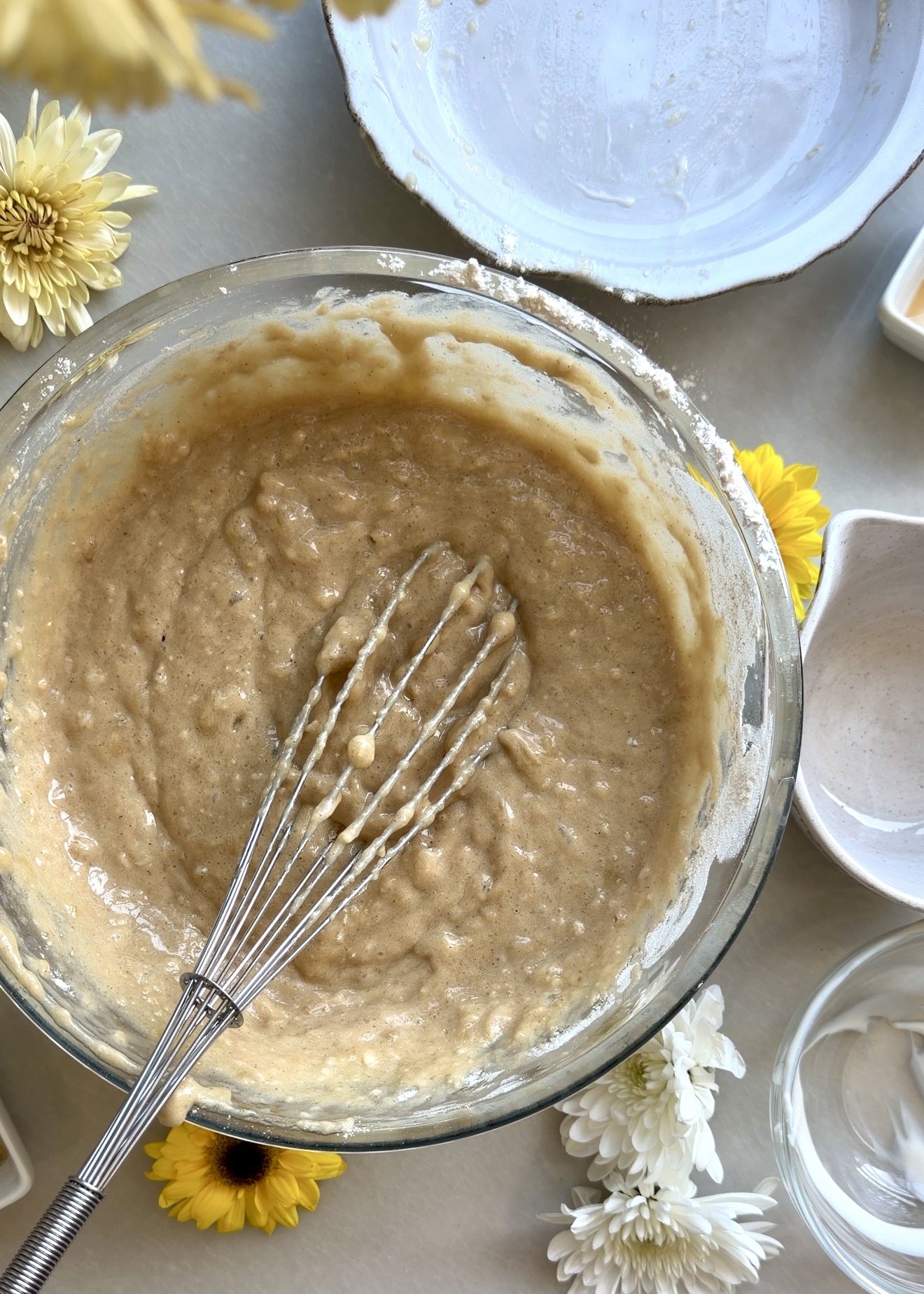 Banana Bread with Cheesecake Mousse: EEC88B37 A618 494C 9280 01F501E54642 1 201 a