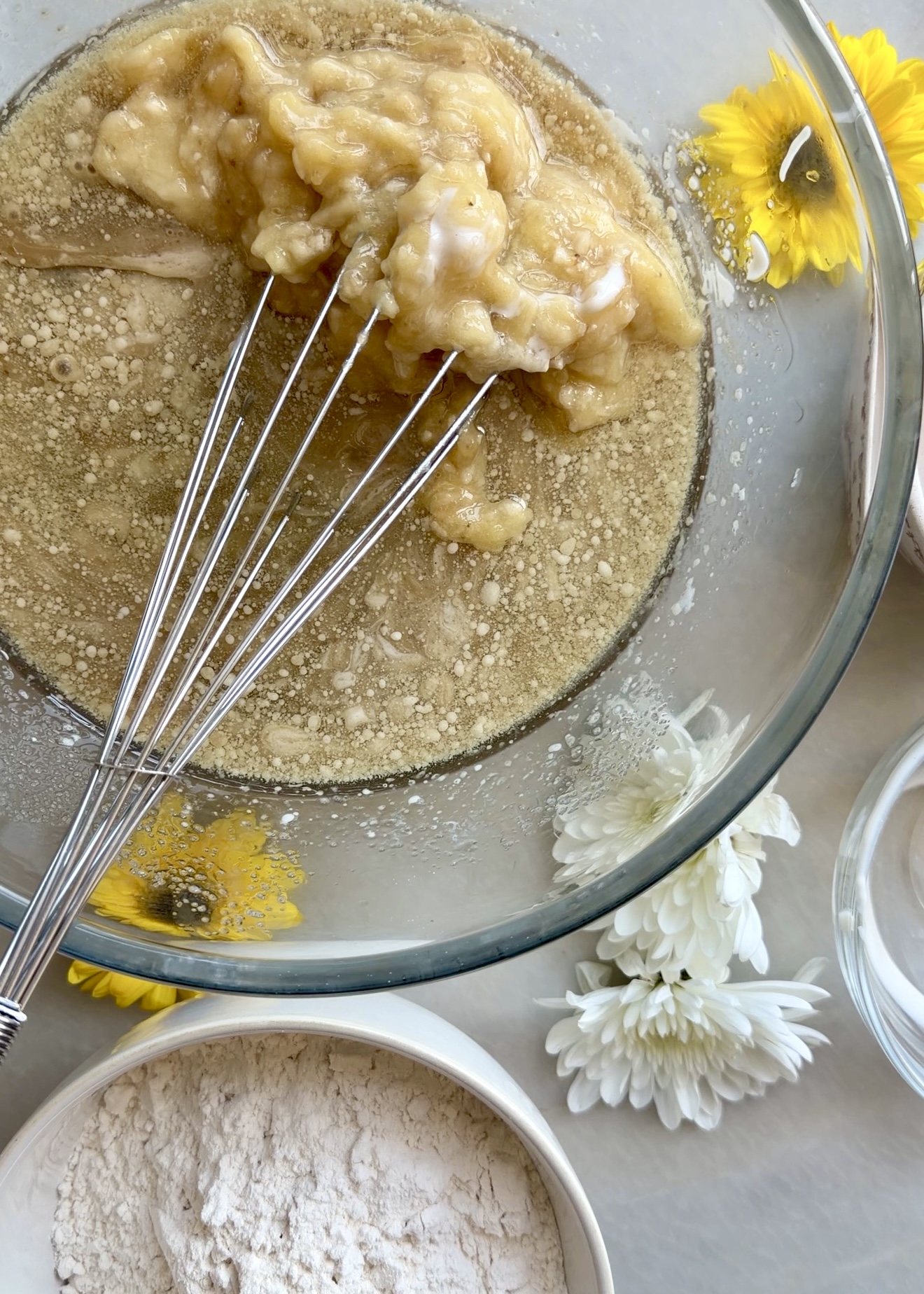 Banana Bread with Cheesecake Mousse: F1837ED9 0721 4EBE AB36 C9B9EDBEC5D1 1 201 a