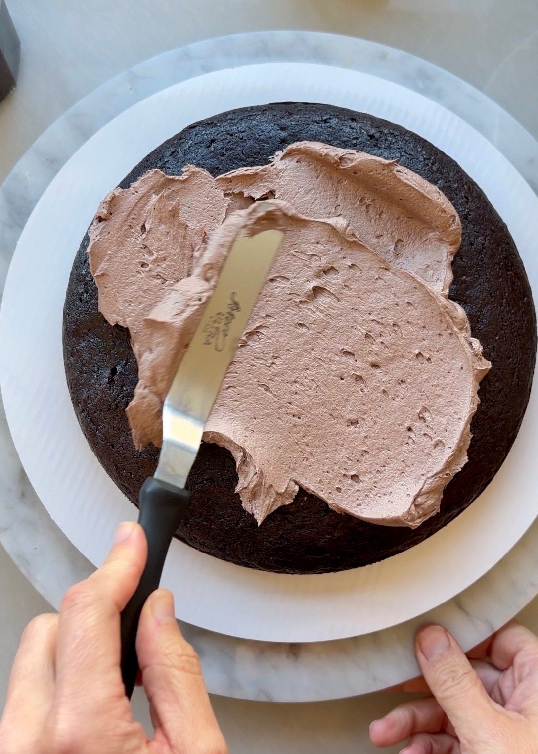 Brownie Lava Cake: buttercream