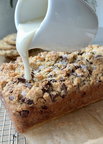 Chocolate Chip Cookie Donut Loaf: glaze pour side