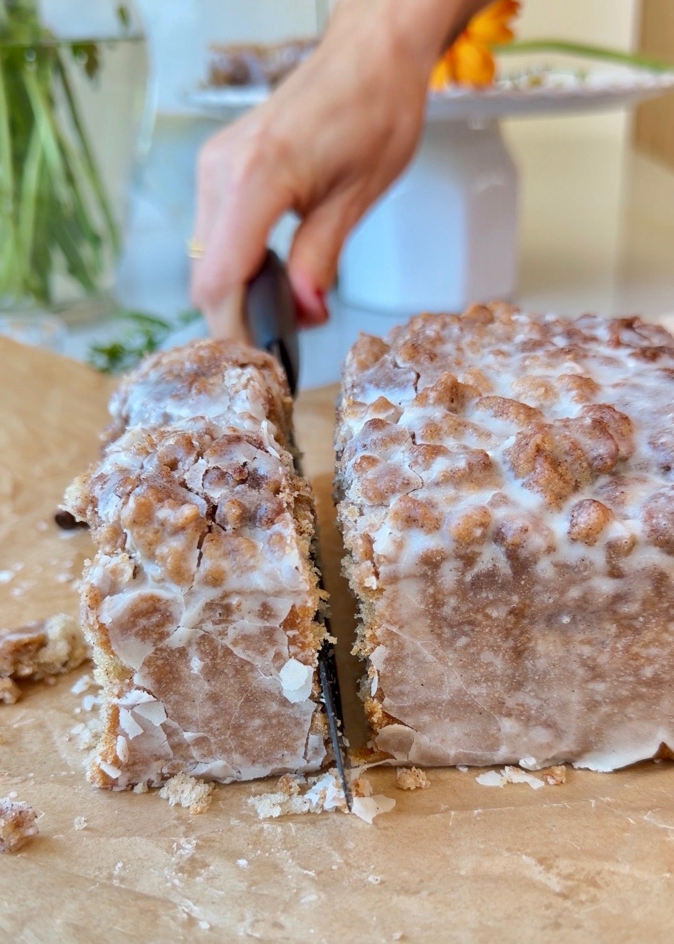Snickerdoodle Donut Loaf: slicing front
