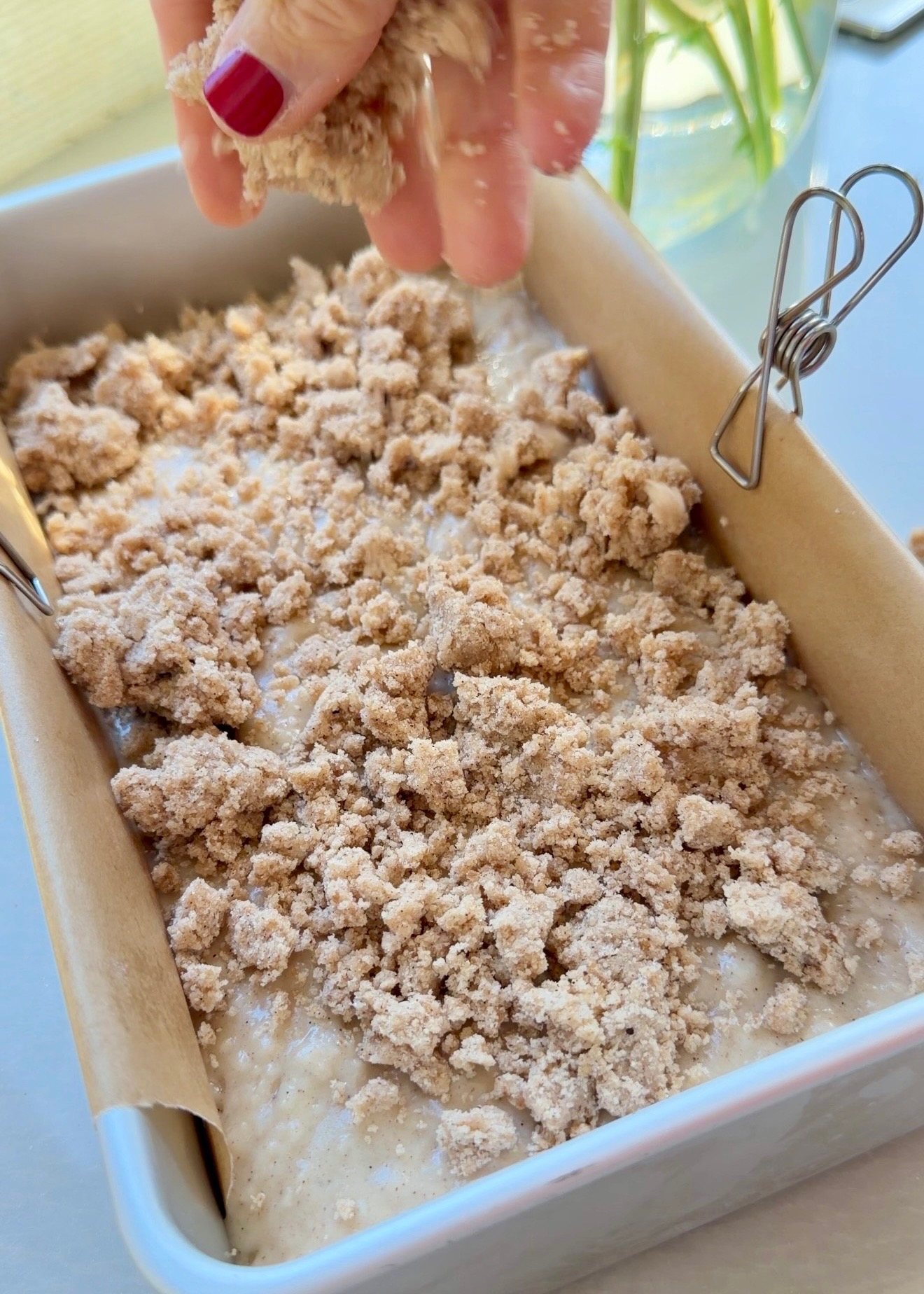 Snickerdoodle Donut Loaf: streusel scatter