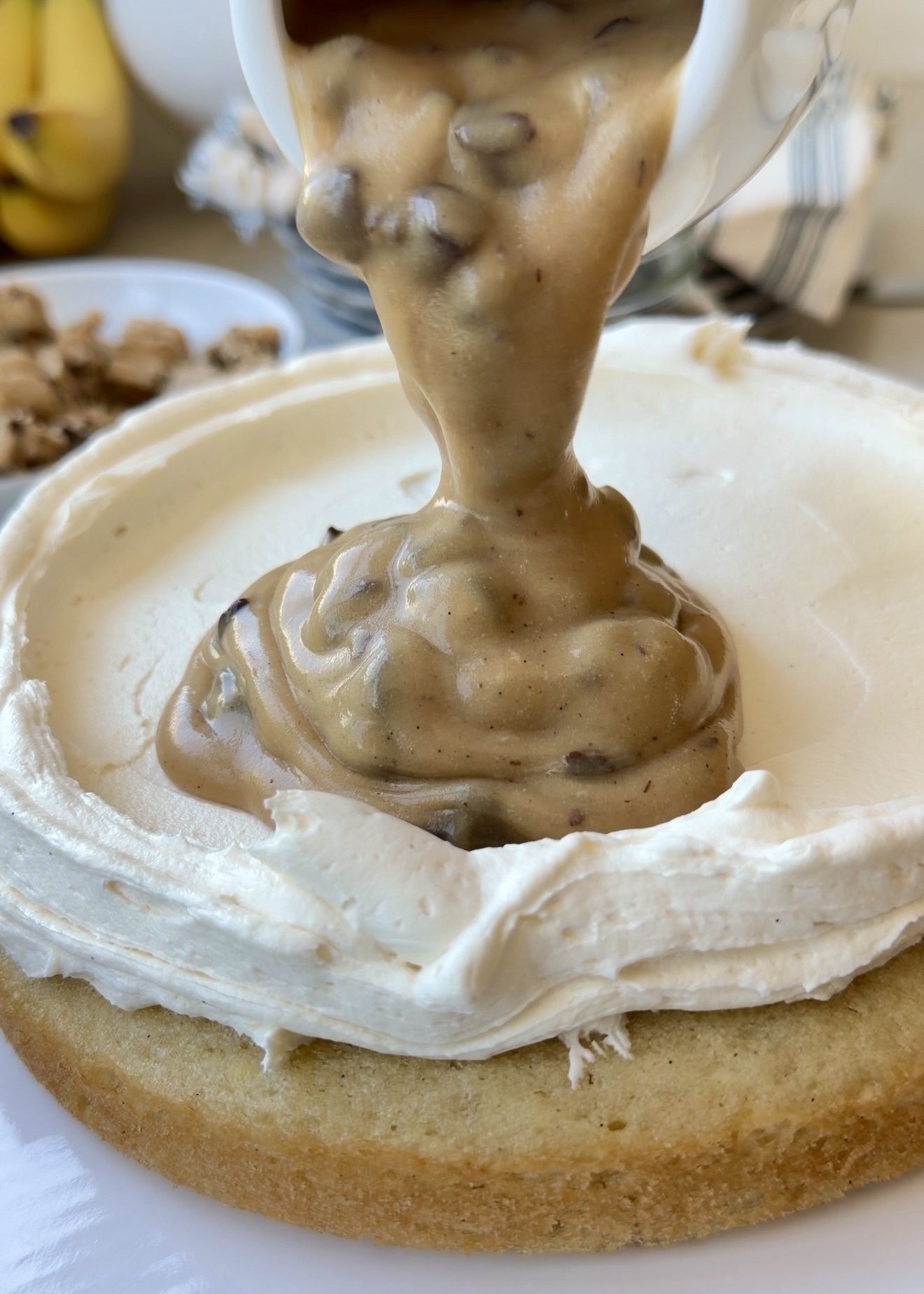 Cookie Dough Lava Cake: 041EB6C1 2B4F 4923 8F53 A0CED1FA0C69 1 201 a