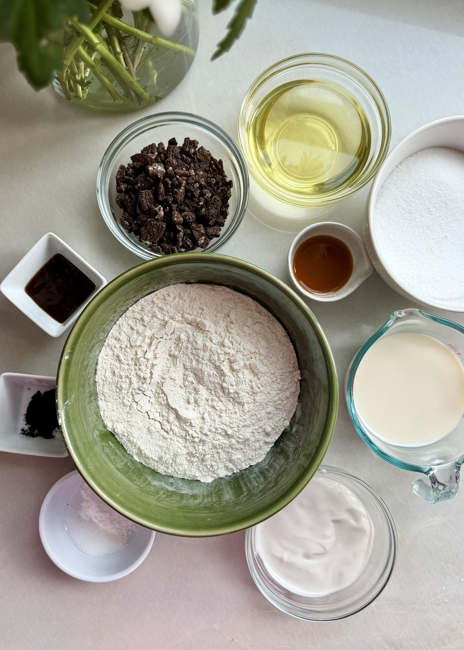 Cookies & Cream Lava Cake: AA07B444 B275 4598 9AA1 7E7818F91CAA 1 102 a