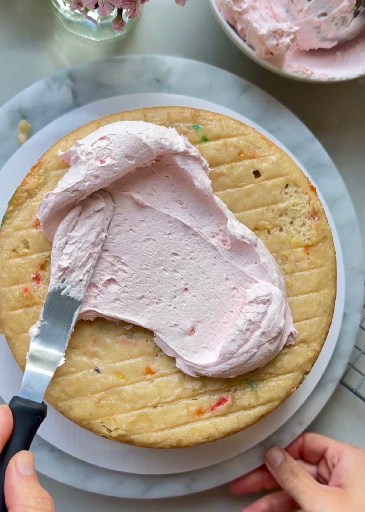 Gluten-Free Cake Batter Lava Cake: 01 spread buttercream
