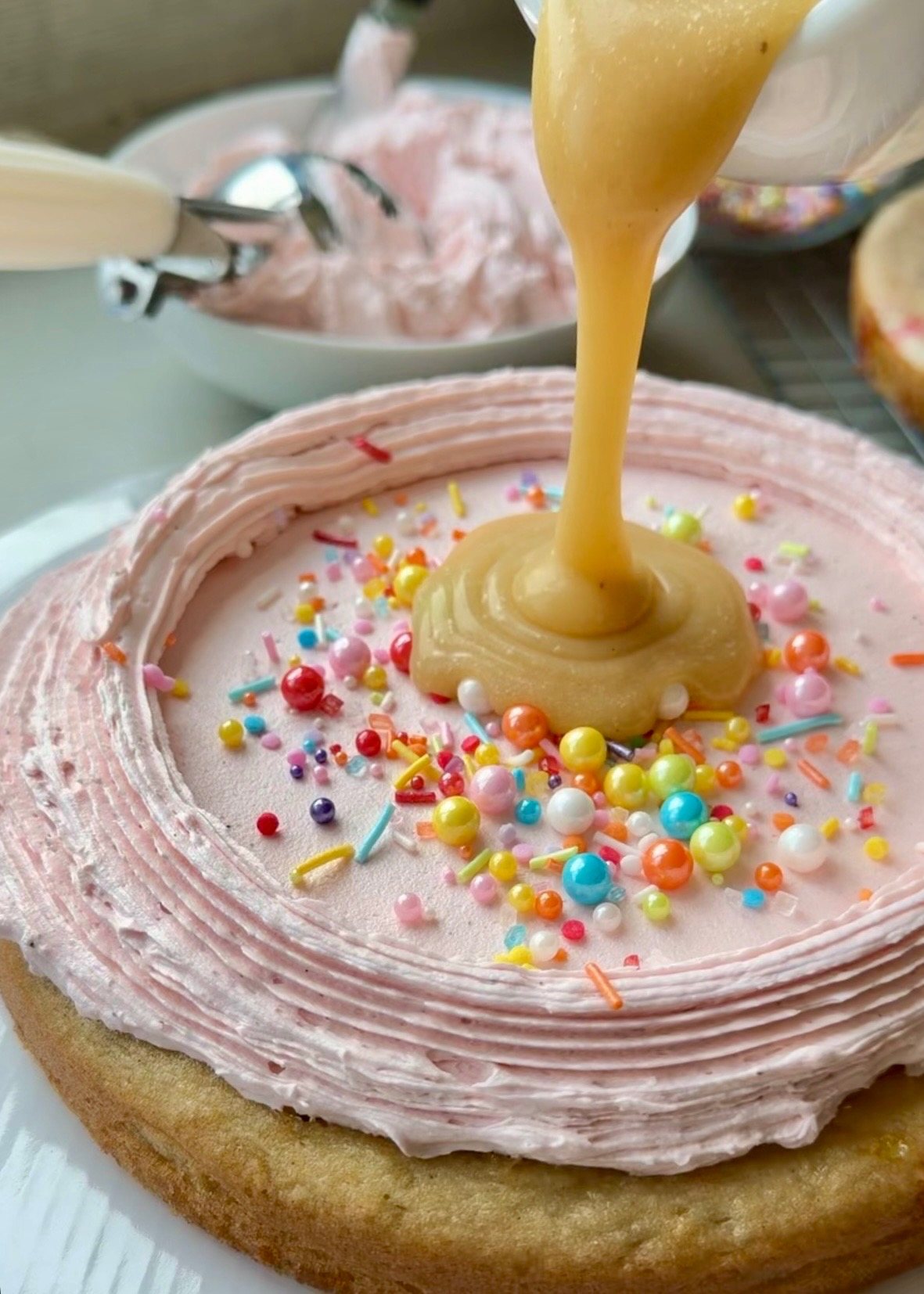 Gluten-Free Cake Batter Lava Cake: 03 lava pour