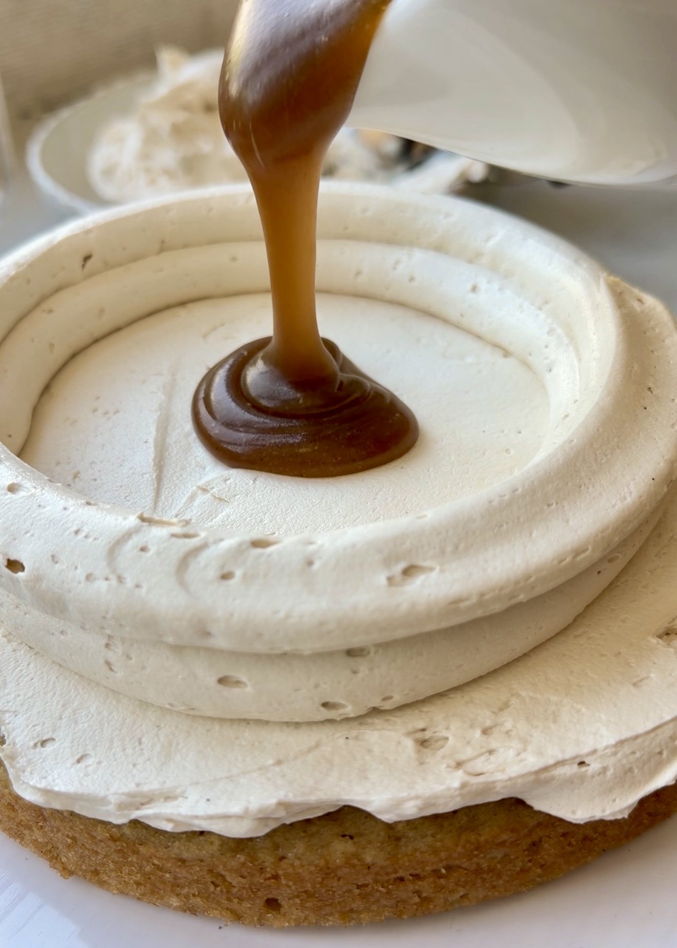 Salted Caramel Macchiato Lava Cake: caramel fill