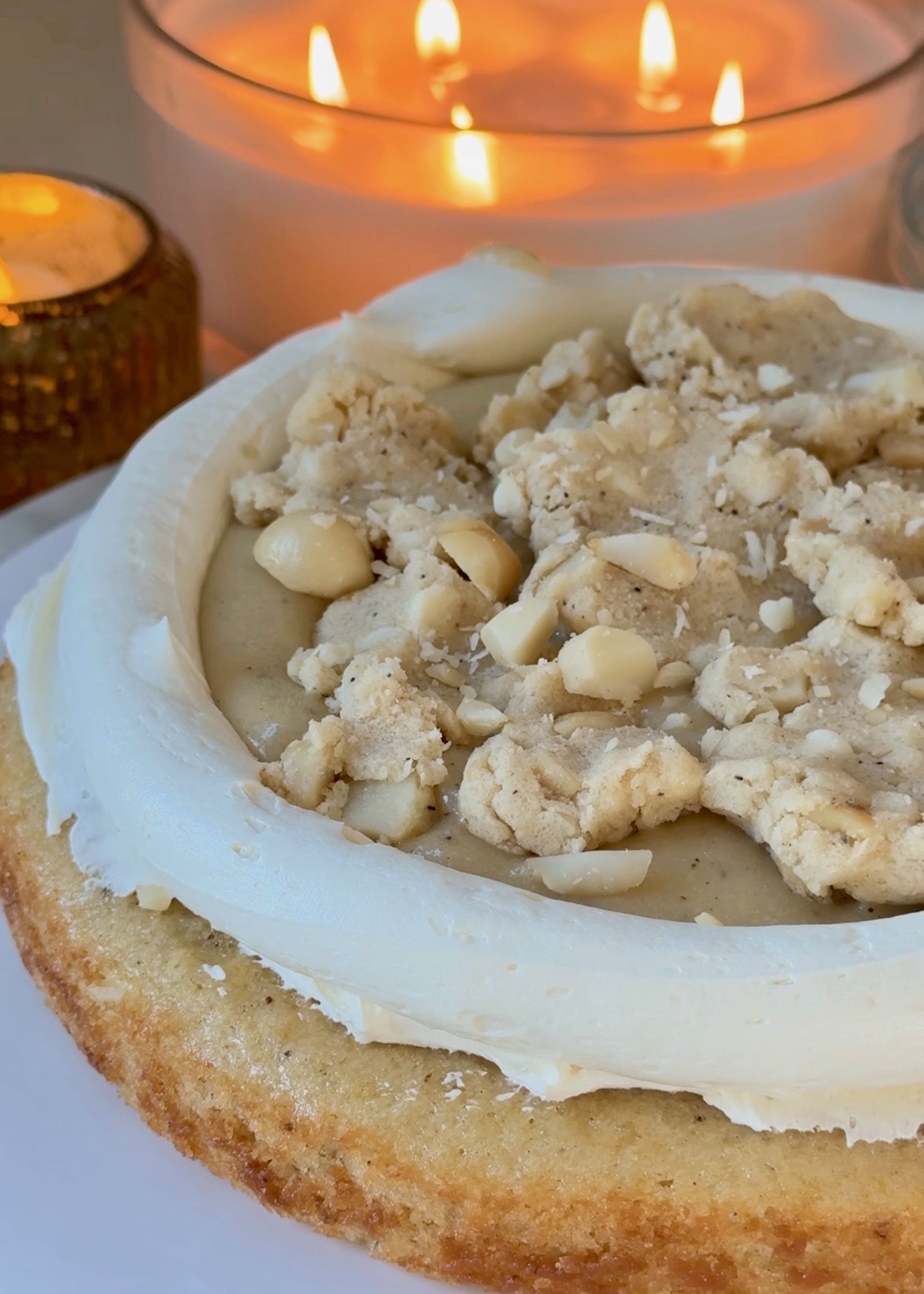 Cake layer filled with vanilla lava, cookie dough chunks, and chopped macadamia nuts